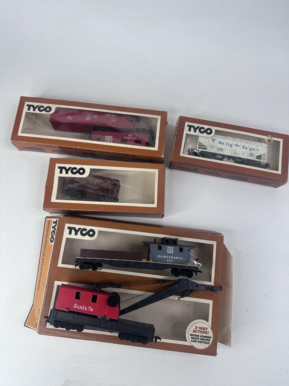 Tyco HO Scale 865 The Rock Operating Crane Santa Fe Holly Sugar Burlington